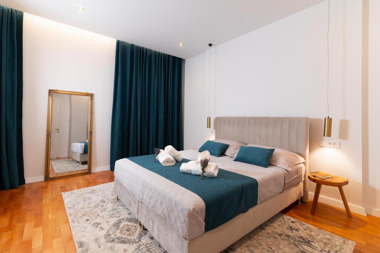 Luxury Rooms Volat Old Town Zadar Exteriör bild