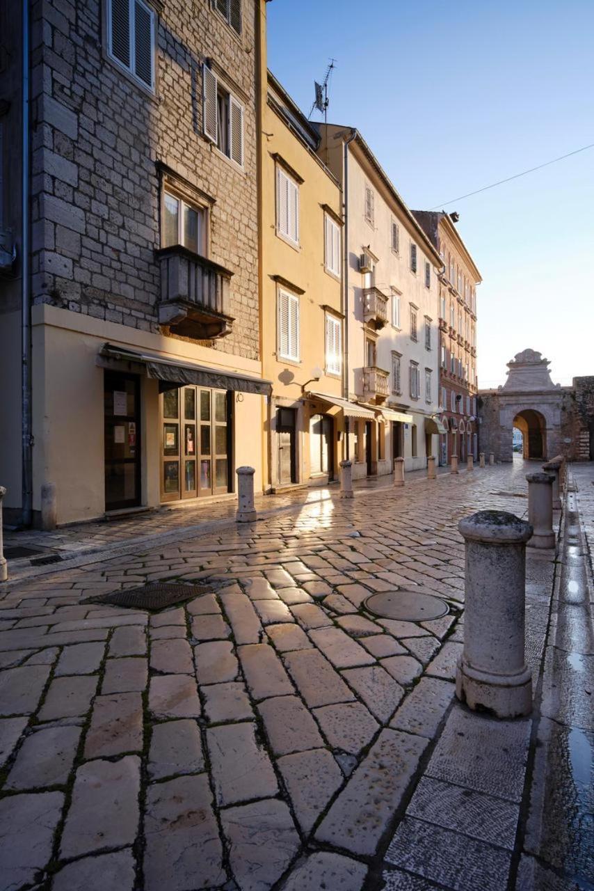 Luxury Rooms Volat Old Town Zadar Exteriör bild